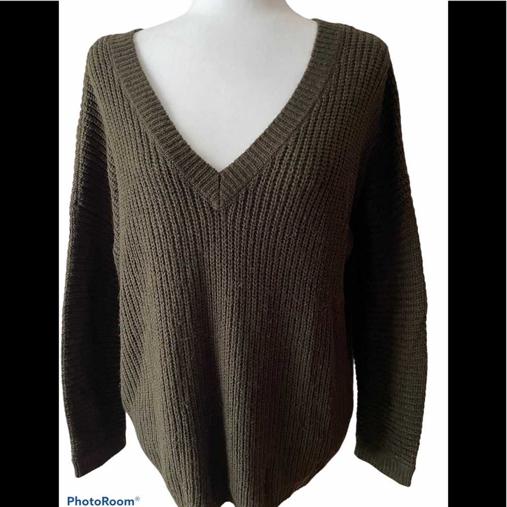4/30 Deal Oversized olive tone sweater